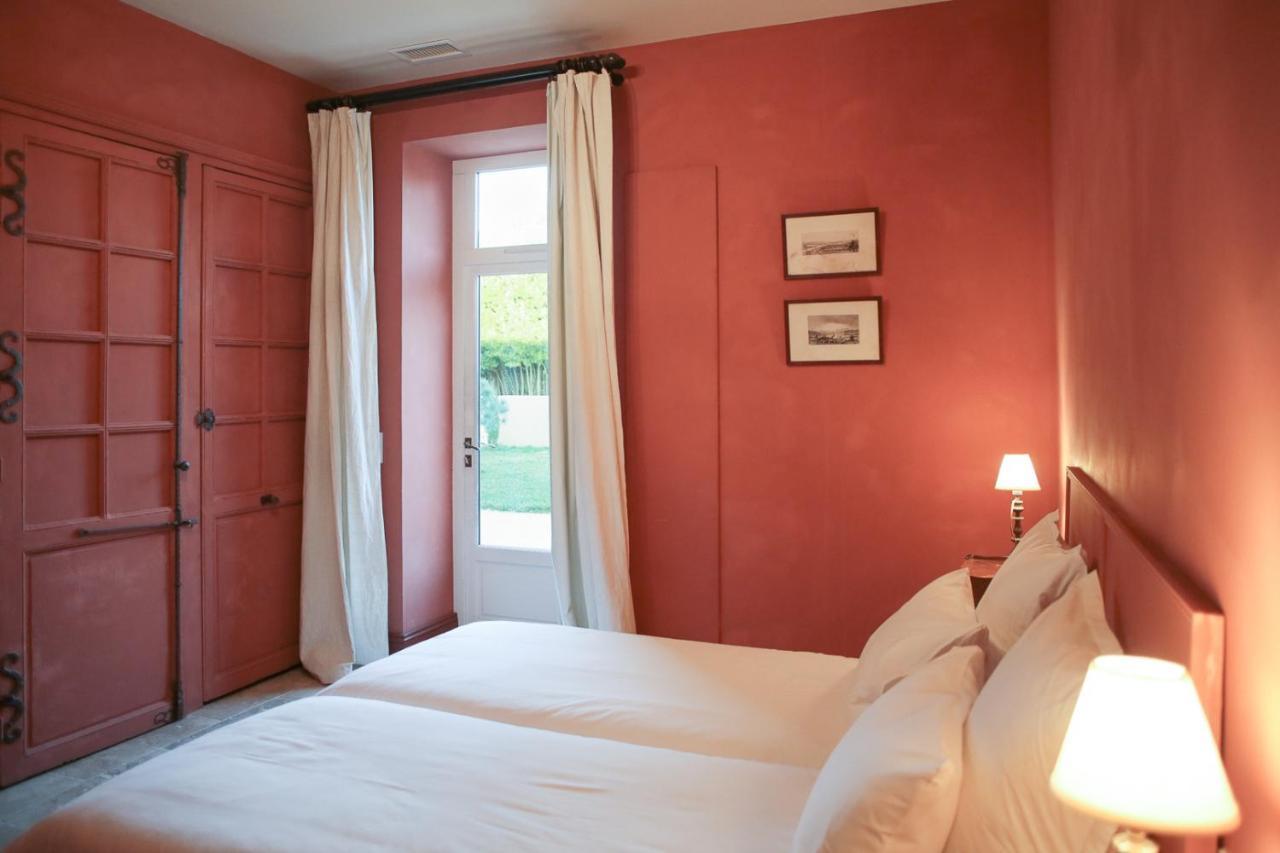 Une Chambre A La Maison Du Ballandreau Bed & Breakfast Monségur Exterior photo